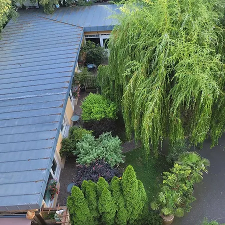 Mit 2 Baedern Und 2 Schlafzimmern *